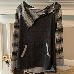Zip neck Long sleeve Sweater